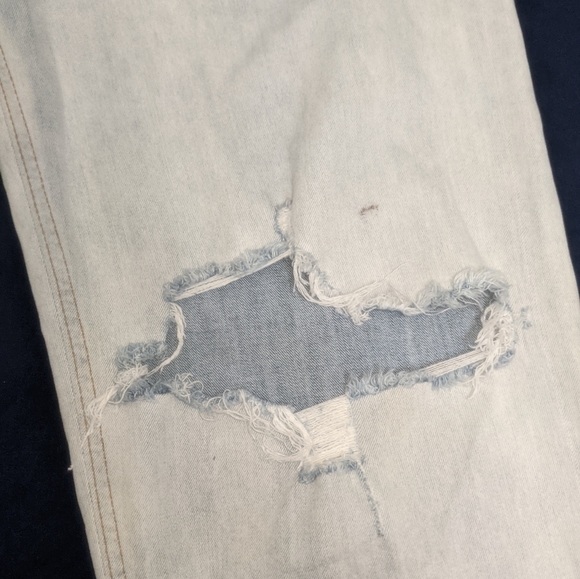 Diesel "Dagh" regular straight jeans - Picture 2 of 9